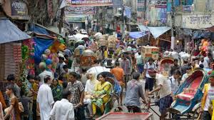 পুরোনো রূপে ঢাকার ফুটপাত