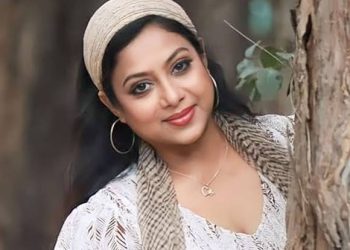 আমি ববিতা ম্যাডামের পথ ধরেই হাঁটছি