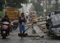 অর্ণবের তাণ্ডবে ভারতের অন্ধ্র প্রদেশে
