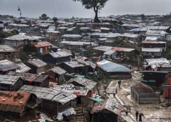 রোহিঙ্গা ক্যাম্পে গোলাগুলিতে ২ যুবক নিহত