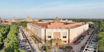 ভারতে নতুন সংসদের পথচলা শুরু