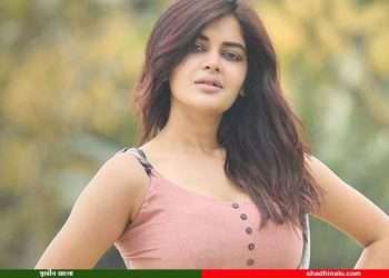 মধুমিতাকে দেখে অবাক