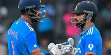 কোহলি-রাহুলের সেঞ্চুরিতে পাকিস্তানকে নিয়ে খেলল ভারত