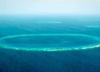 লোহিত সাগরে ২০ ব্লু হোল