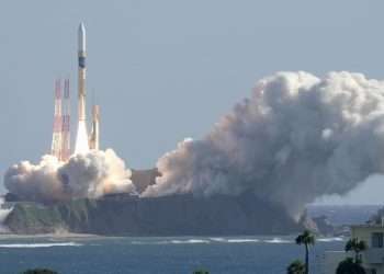 এবার চাঁদের পথে জাপানের মহাকাশযান স্লিম