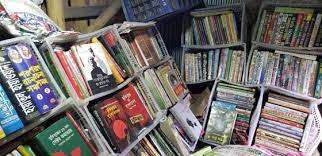 পাঠাগার প্রতিষ্ঠার স্বপ্ন দেখছেন সেই চা বিক্রেতা