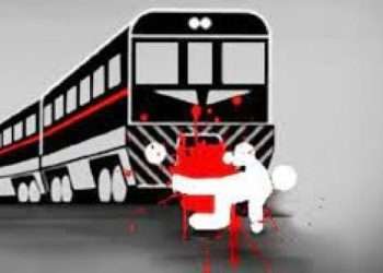 কানে হেডফোন, ট্রেনে কাটা পড়ে ব্যবসায়ীর মৃত্যু