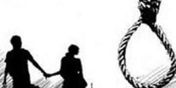 একসঙ্গে গলায় ফাঁস দিয়ে প্রেমিকের মৃত্যু