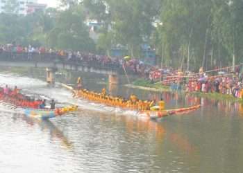 করতোয়ায় ঐতিহ্যের নৌকাবাইচ