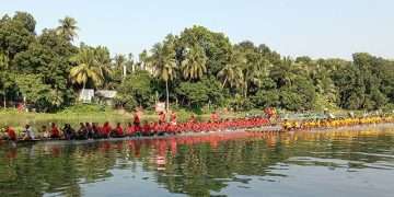এসএম সুলতানের জন্মশতবার্ষিকী চিত্রা নদীতে নৌকাবাইচ