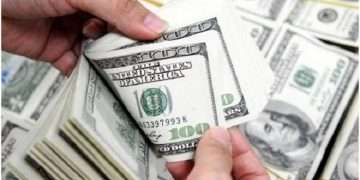 খোলাবাজারে ডলারের দাম উঠেছে ১২০ টাকা