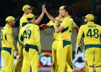 শ্বাসরুদ্ধকর ম্যাচে কিউইদের হারাল অস্ট্রেলিয়া