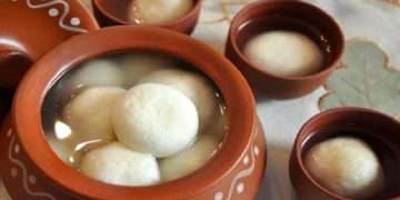 রাঙ্গুনিয়ার শান্তিনিকেতনের মিষ্টির স্বাদই আলাদা