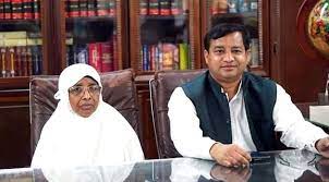 মেয়র মায়ের উপদেষ্টা হলেন ছেলে জাহাঙ্গীর