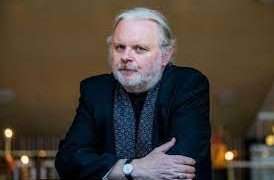 লেখালেখির জগতে কোনো ধরাবাঁধা নিয়ম নেই (নরওয়েজিয়ান)