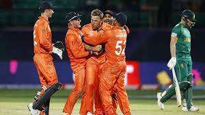 দক্ষিণ আফ্রিকাকে উড়িয়ে নেদারল্যান্ডসের স্মরণীয় জয়