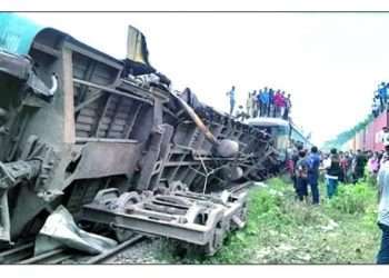 ভৈরবে দুই ট্রেনের সংঘর্ষে