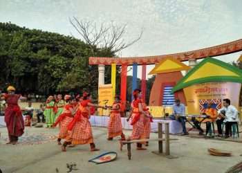 বান্দরবানে ফসল তোলার আনন্দ 