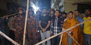 চট্টগ্রামে ৪ তলা ভবন হেলে পড়েছে