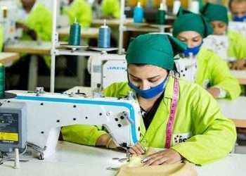 গার্মেন্টস শ্রমিকদের ন্যূনতম মজুরি