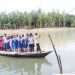 রশি টেনে নদী পারাপার