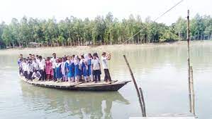 রশি টেনে নদী পারাপার