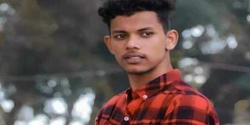 মৃত্যুর আগে হামলাকারীদের নাম মাকে বলে গেলেন