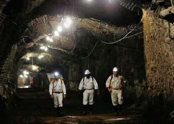 প্ল্যাটিনাম খনিতে দুর্ঘটনা