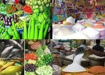 বাড়তি দামে বিক্রি হচ্ছে অনেক নিত্যপণ্য, সবজি-মুরগির বাজার স্থিতিশীল