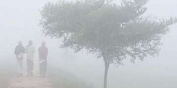 শীতবস্ত্রের অভাবে কাহিল চরাঞ্চলের মানুষ