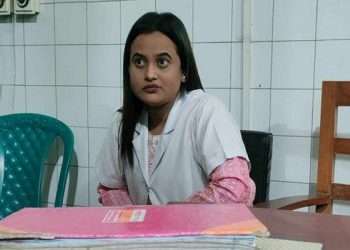 ডাক্তার সেজে সরকারি হাসপাতালের রোগী ভাগিয়ে নেয়াই তার পেশা
