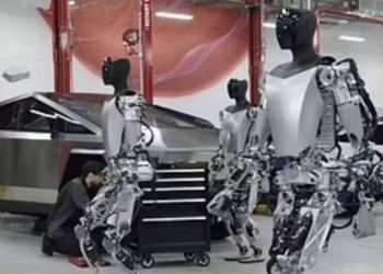 বিগড়ে গেল রোবট