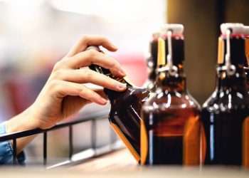 পশ্চিমবঙ্গে মদ বিক্রিতে নতুন রেকর্ড