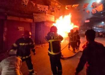 ঢাকার নাজিরা বাজারে অগুন