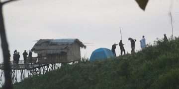 লামায় মিরিঞ্জা ভ্যালী দেখতে পর্যটকদের ভিড়