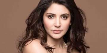 দ্বিতীয় সন্তান আসার আগেই যে সিদ্ধান্ত আনুশকার