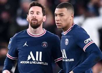 মেসির সঙ্গে খেলা মিস করেন এমবাপ্পে