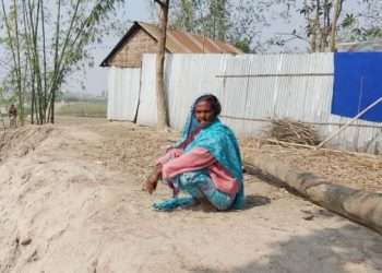 সকিতন বেওয়াসহ শতশত পরিবার ভিটেমাটি হারিয়ে নিঃস্ব