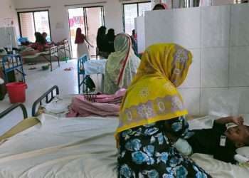 ঘরে ঘরে বাড়ছে ঠান্ডাজনিত রোগী