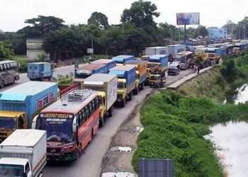 বঙ্গবন্ধু সেতু মহাসড়কে থেমে থেমে ১০ কিলোমিটার যানজট