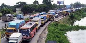 বঙ্গবন্ধু সেতু মহাসড়কে থেমে থেমে ১০ কিলোমিটার যানজট