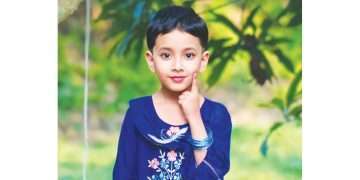 স্কুলে যাওয়া হলো না শিশু আদিবার