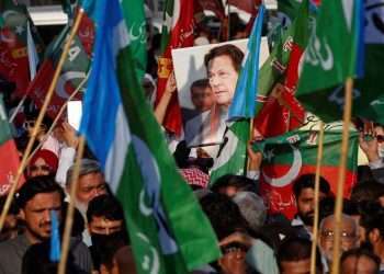 বেশি আসন পেয়েও যে কারণে সরকার গঠনে যেতে পারছে না