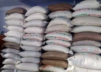 চাল মজুত অধিক মুনাফার আশায়