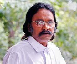 নিজেই নিজের প্রতিভূ