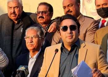 প্রধানমন্ত্রিত্বের দৌড় থেকে সরলেন বিলাওয়াল