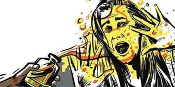 চাঁদপুরে মা-মেয়েকে অ্যাসিড নিক্ষেপ