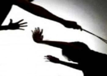 লাঠির আঘাতে প্রাণ গেল মেয়ের