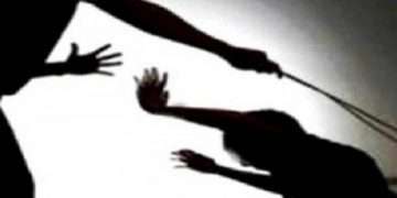 লাঠির আঘাতে প্রাণ গেল মেয়ের