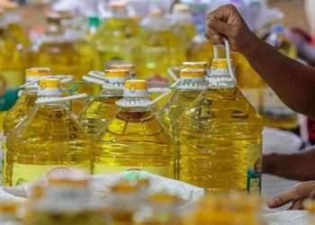 তেলের বোতলে নতুন মূল্য লেখা থাকবে